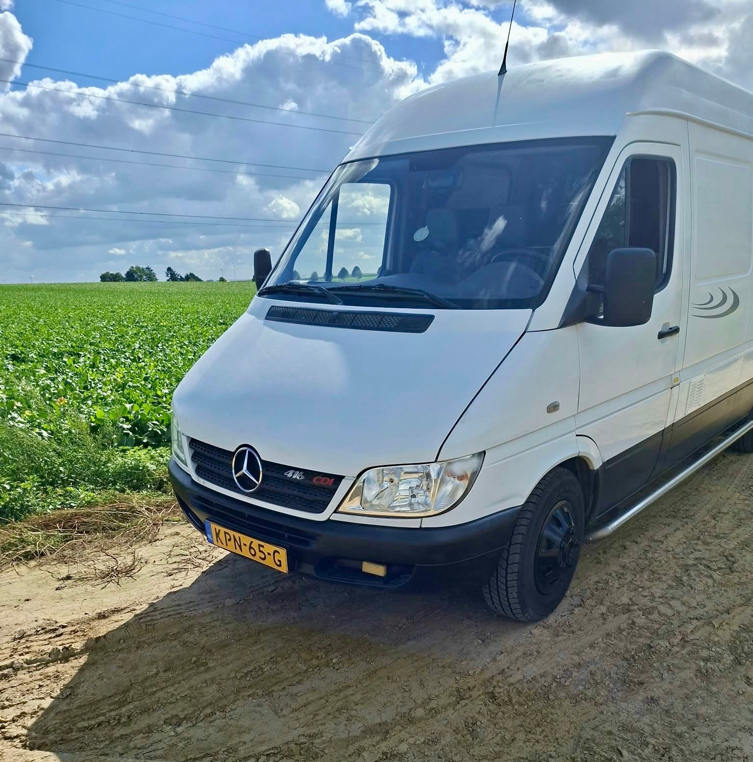 Mercedes-Benz Camper 2006 Wit, Auto's, Achterwielaandrijving, 2431 kg, Overige carrosserieën, 129 pk