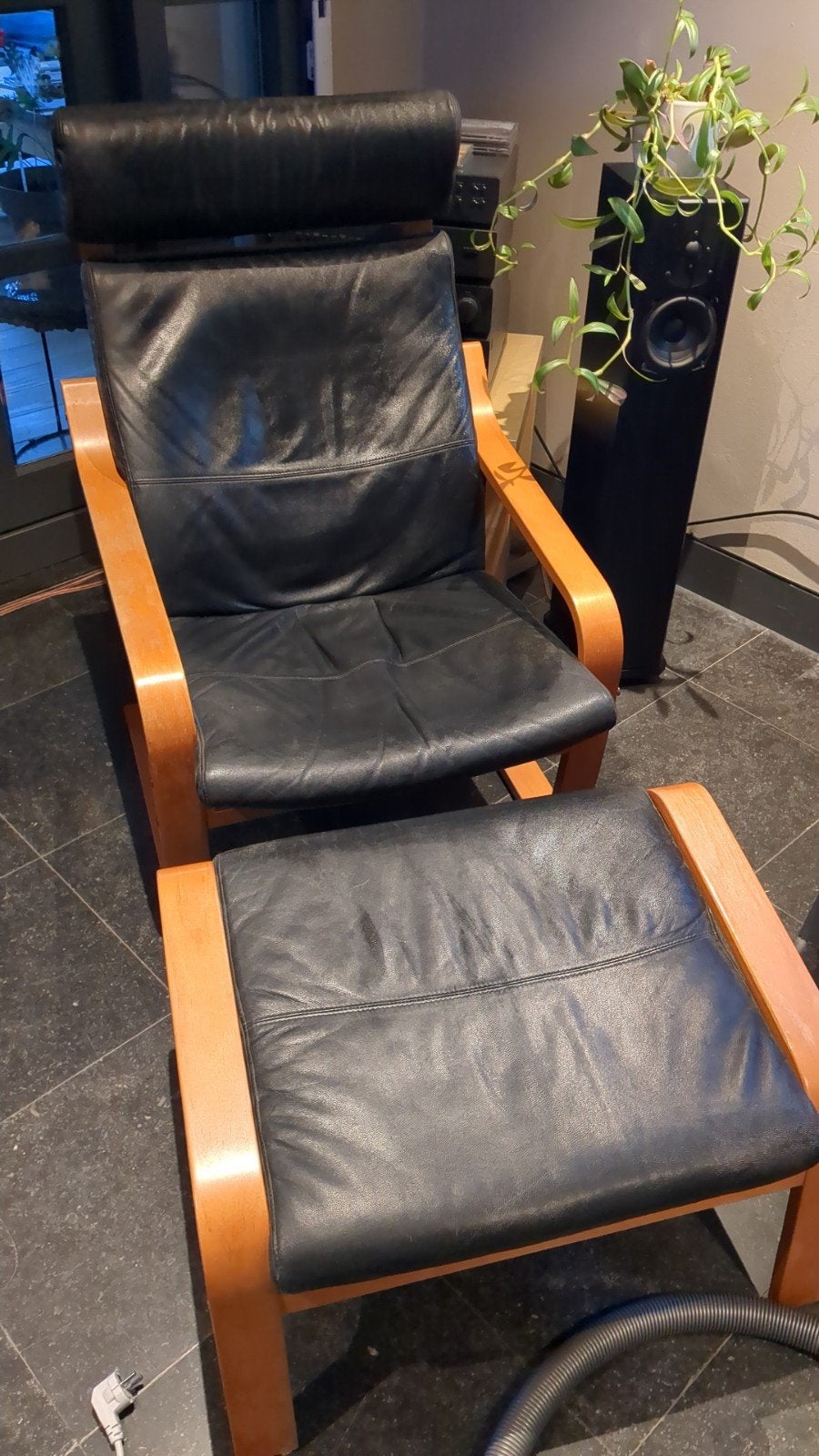 Gratis IKEA Poäng fauteuil met voetenbank, Huis en Inrichting, Ophalen, Gebruikt, 75 tot 100 cm, 50 tot 75 cm