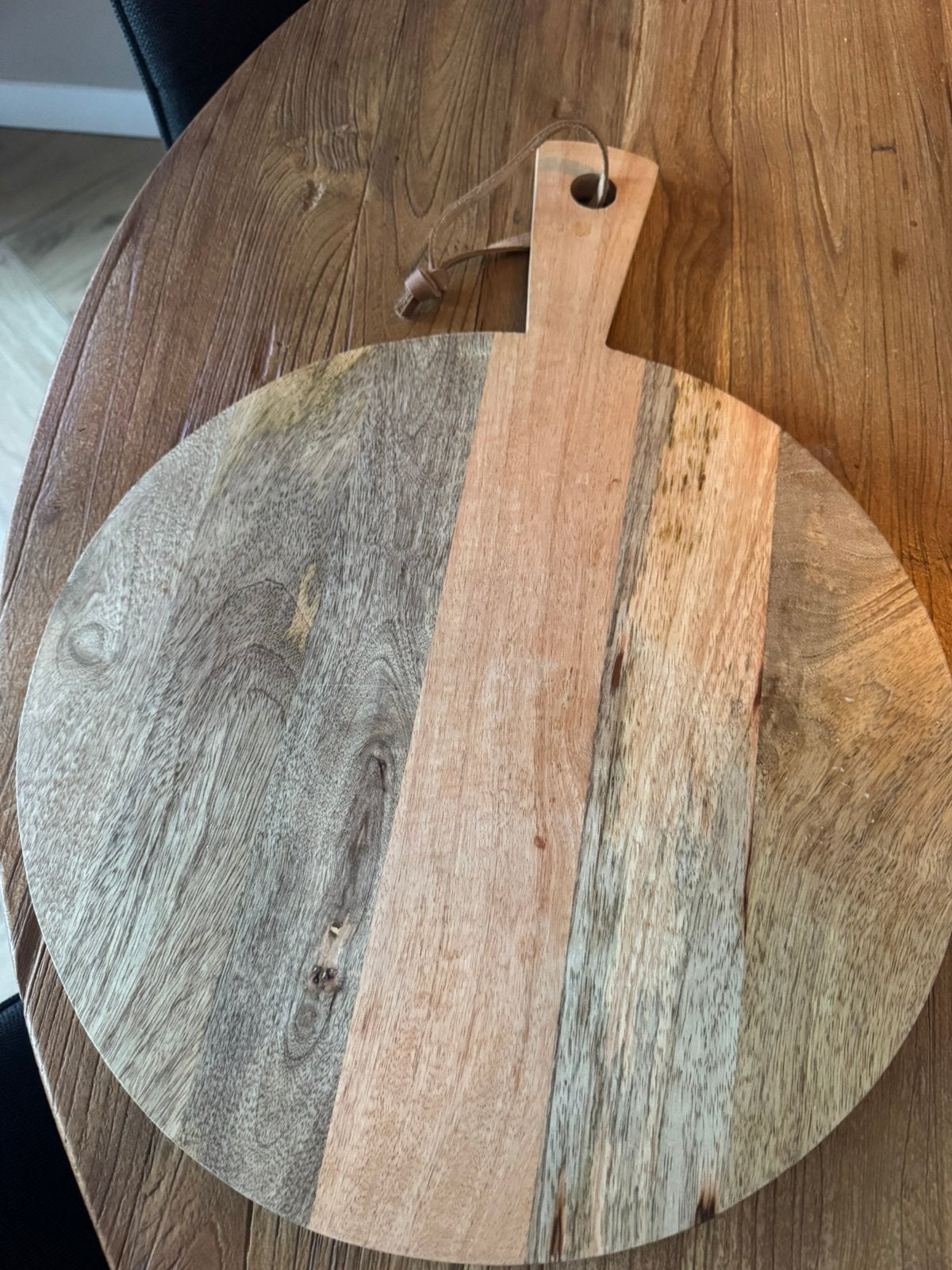 Borrelplank rond, Huis en Inrichting, Ophalen of Verzenden, Zo goed als nieuw, Rond, Hout