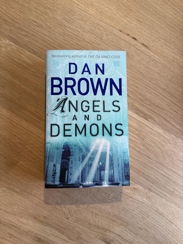 Robert Langdon (Da Vinci Code) Dan Brown 1-4, Ophalen of Verzenden, Zo goed als nieuw, Dan Brown