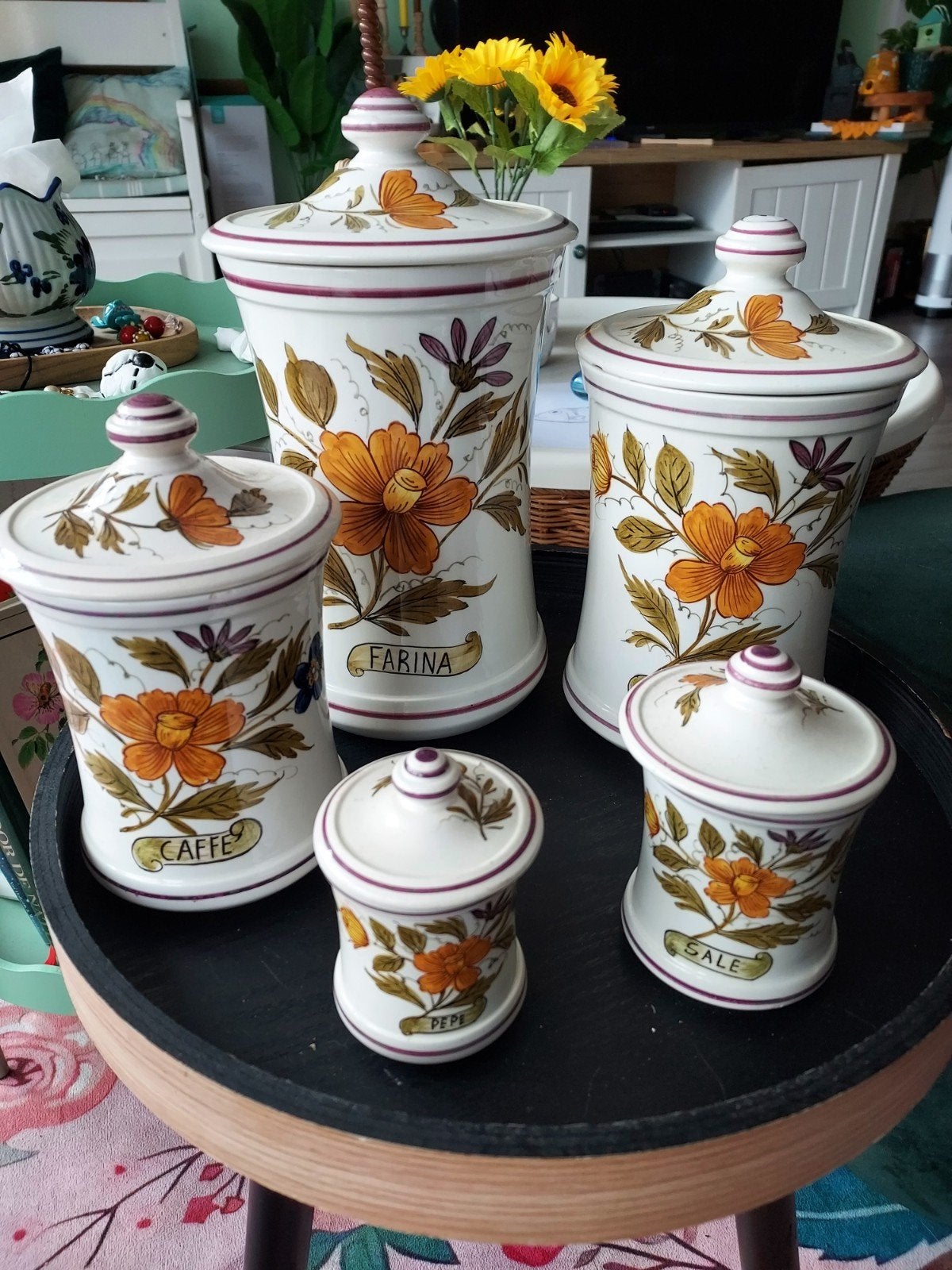 set voorraadpotten, Ophalen