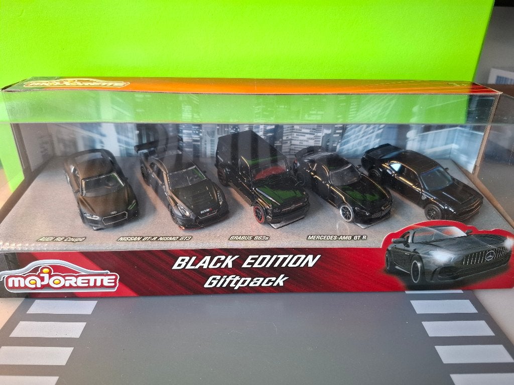Majorette Black edition Giftpack - Nissan, Mercedes, AMG MIB, Ophalen of Verzenden, Nieuw, Auto
