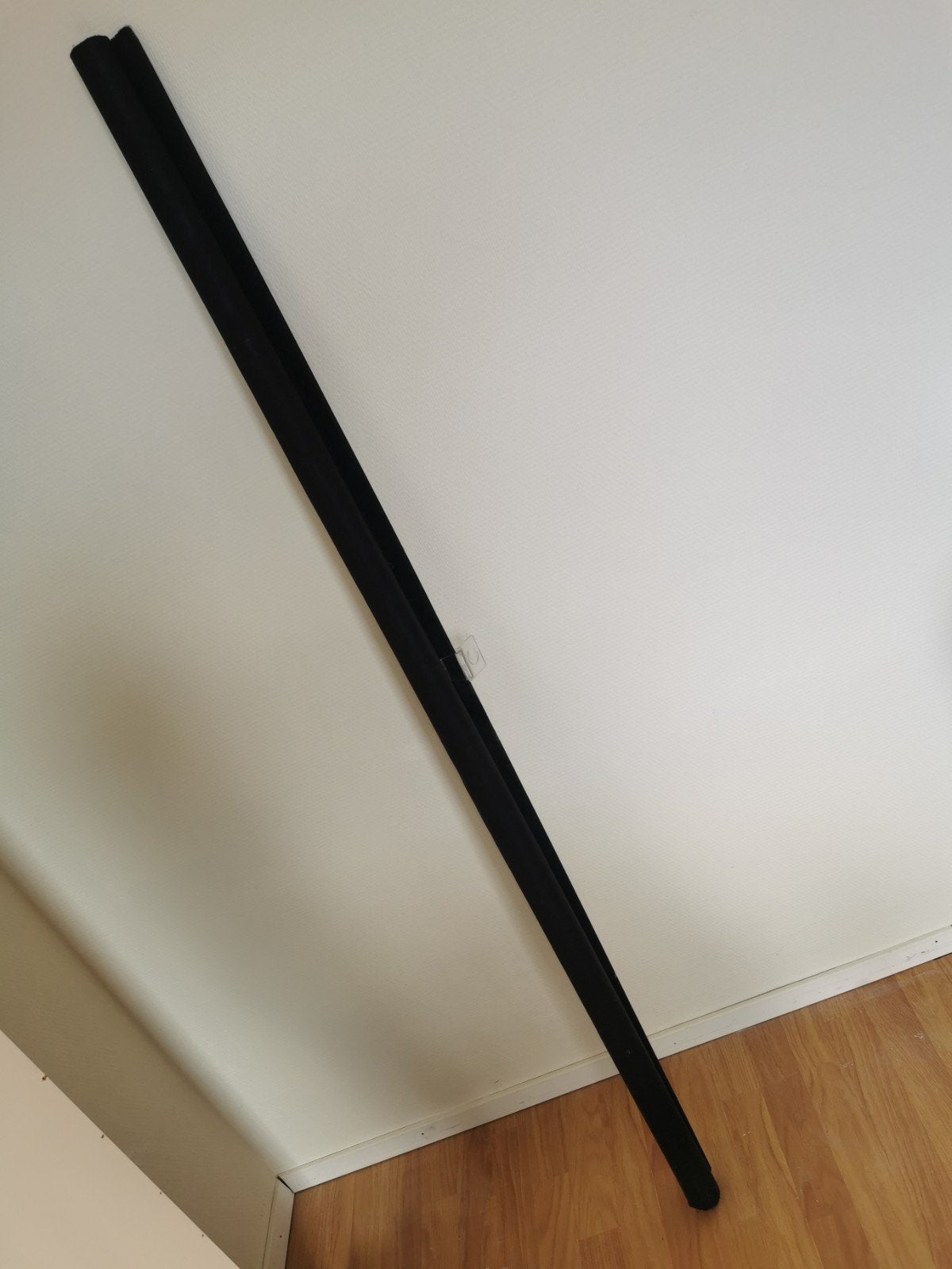 Verduisterend rolgordijn zwart 160x ca 180cm lang, Ophalen, Gebruikt, Zwart, 150 tot 200 cm