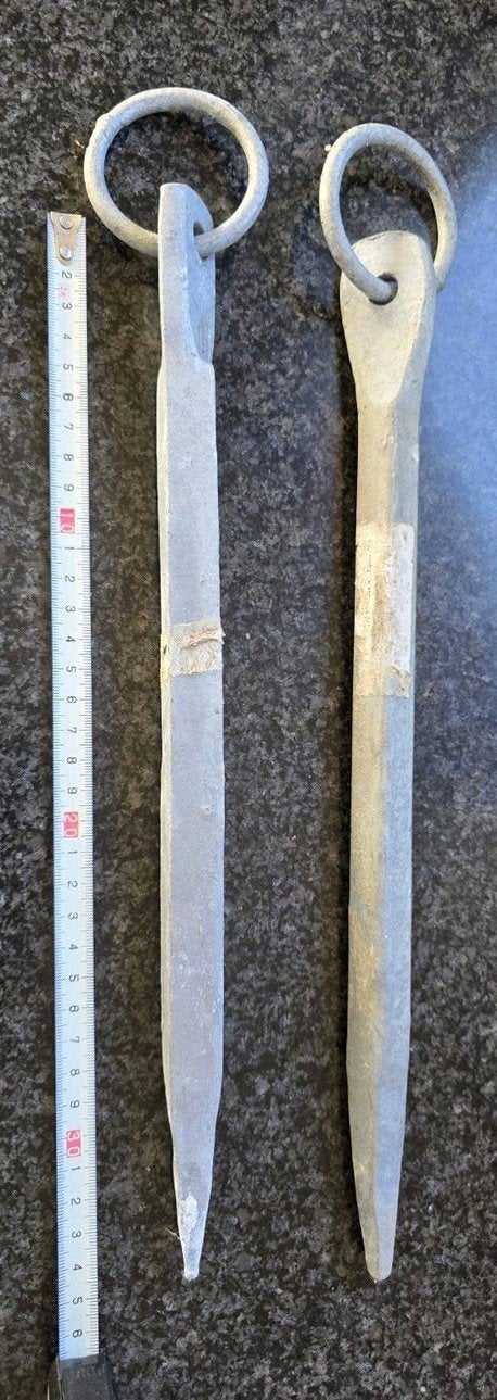 2x Grondpennen met ring - 30 cm - Verzinkt staal, Ophalen of Verzenden, Gebruikt, Overige typen