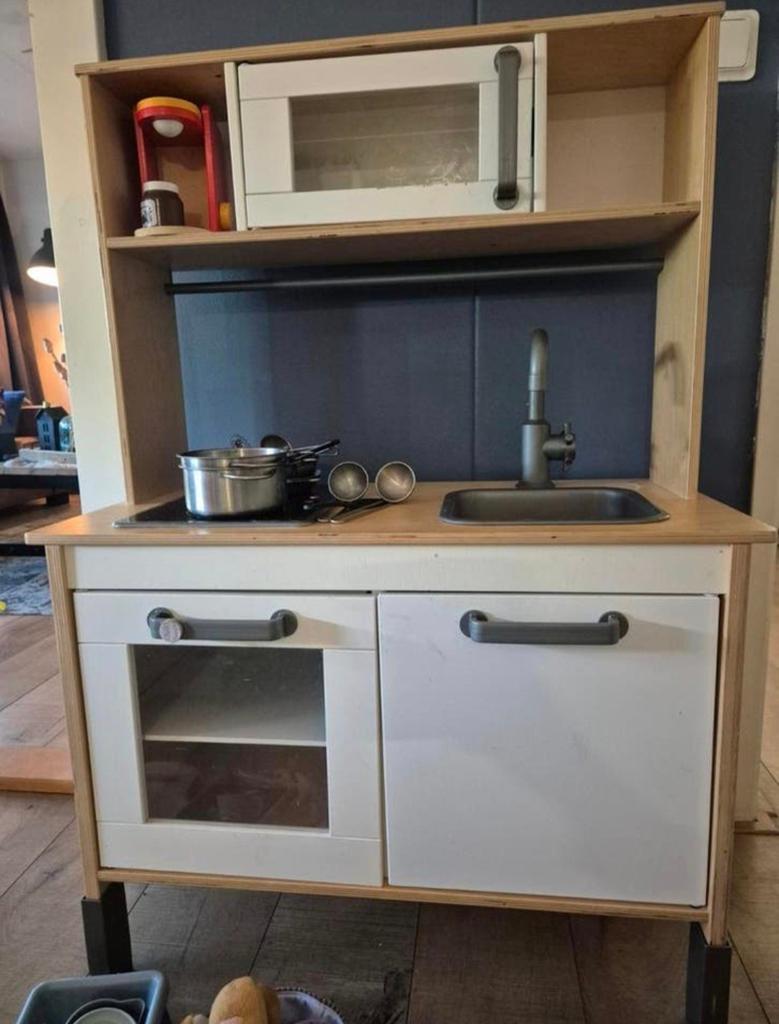 IKEA DUKTIG Speelgoedkeuken met accessoires, Ophalen, Gebruikt, Hout, Speelkeuken