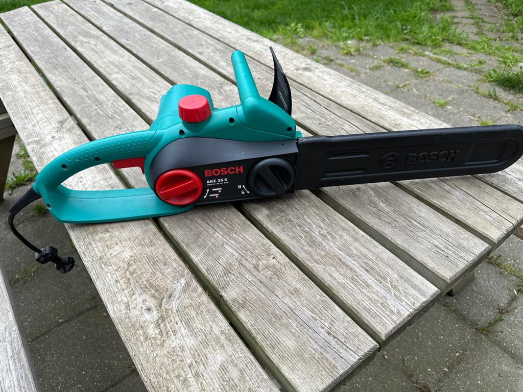 Elektrische kettingzaag Bosch AKE35S, Ophalen, Gebruikt