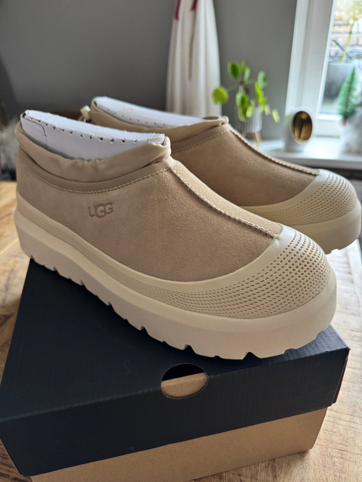 UGG tasman hybrid (44), Kleding | Heren, Schoenen, Ophalen of Verzenden, Nieuw, Overige kleuren