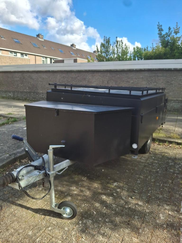 Compacte en robuuste gesloten aanhanger, Ophalen of Verzenden