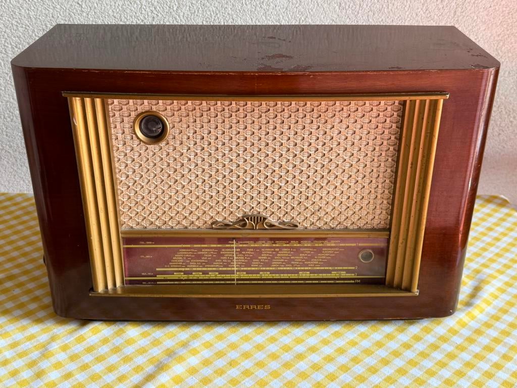 Oude lampen radio erres begin jaren 50  vaste pr ophalen, Ophalen