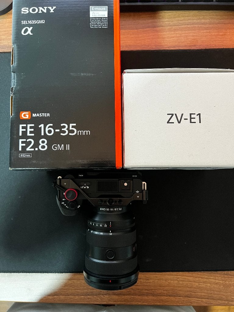Sony ZV- E1  + Sony 16-35 GM ii, Sony E-mount, Sony, Zo goed als nieuw, Beschermhoes/tas