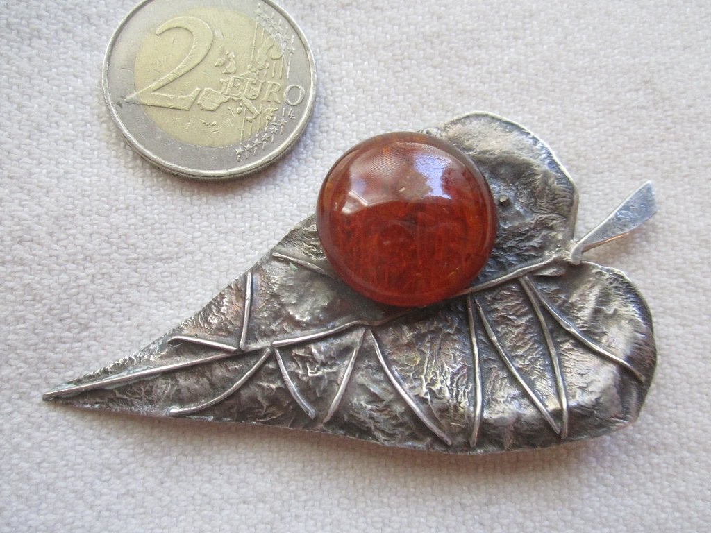 67.   Schitterende oude broche, barnsteen zilver, Ophalen, Zilver, Broche