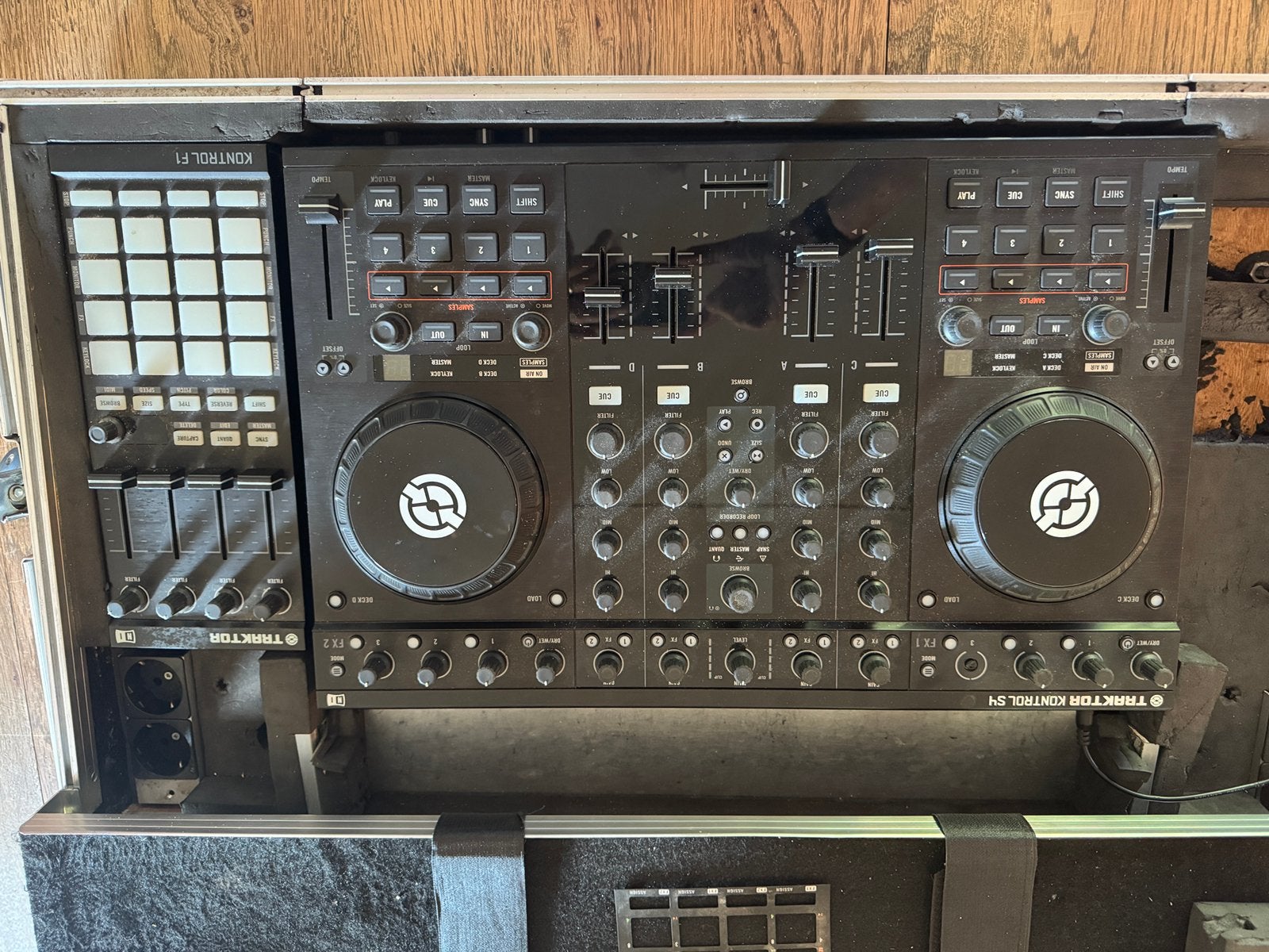 Traktor controler S4, Ophalen, Gebruikt, Dj-set, Overige merken