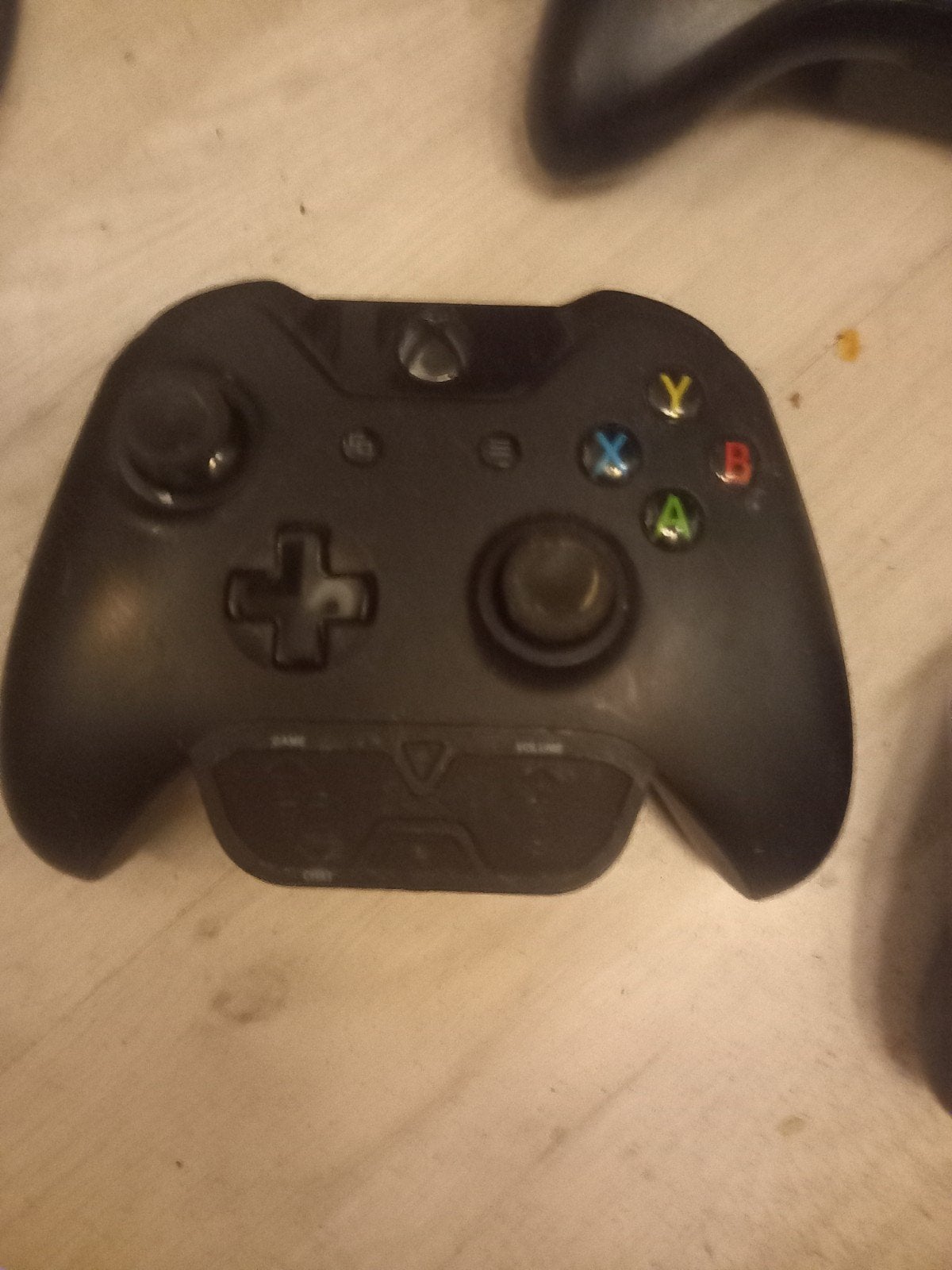 Xbox One en Xbox 360 controllers - Gebruikt, Ophalen of Verzenden, Gebruikt, Controller, Xbox One