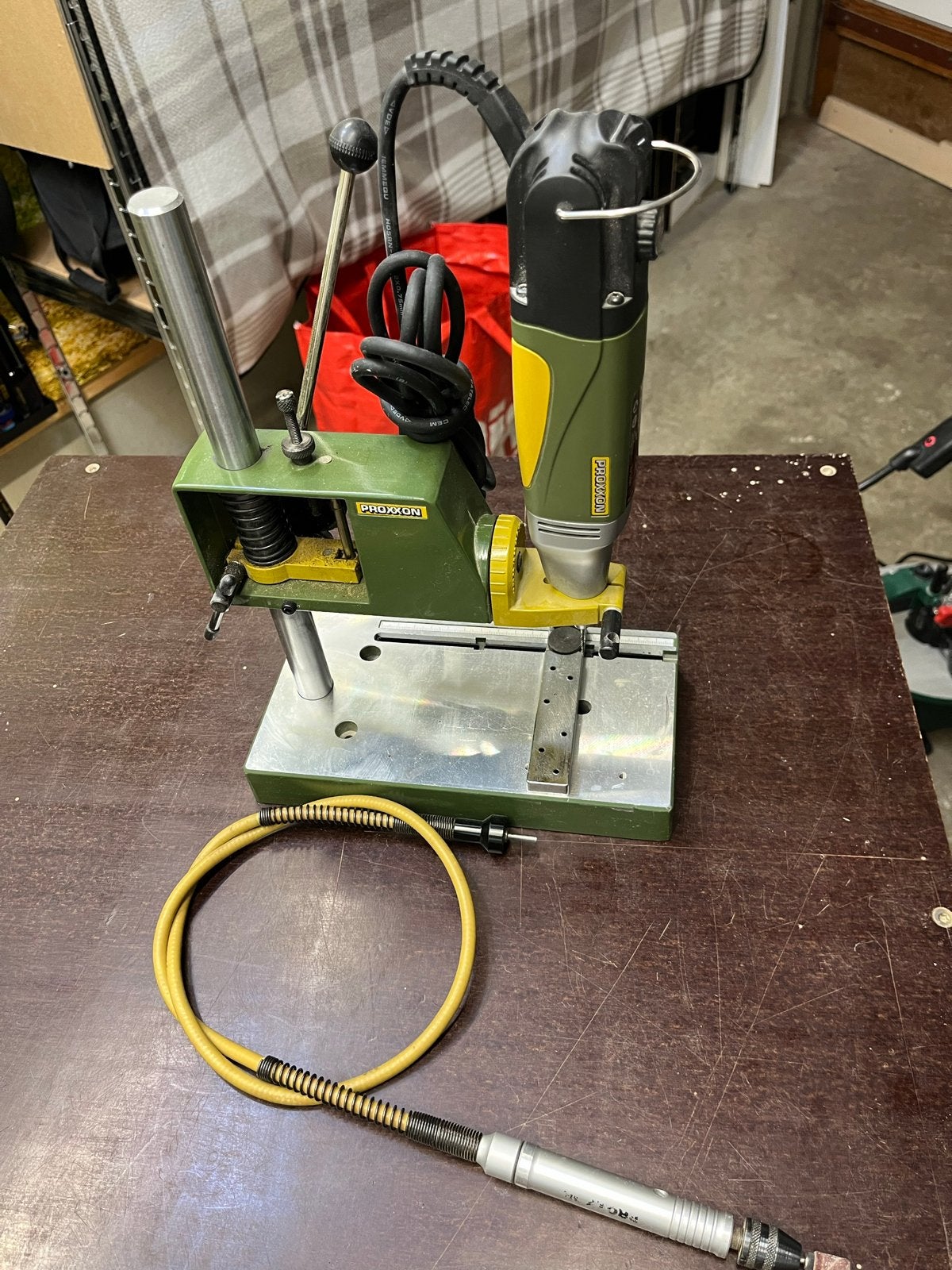 Proxxon Boormachine met voet en flexibele as - Goede staat, Gebruikt, Variabele snelheid, Ophalen of Verzenden, Minder dan 400 watt