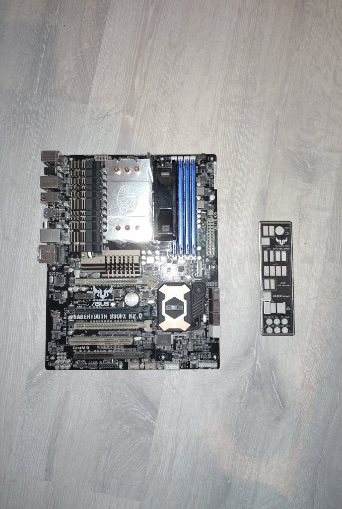 Asus Sabertooth 990FX R2.0/AMD FX8350 CPU/16GB RAM, Computers en Software, Ophalen, DDR3, ATX, AMD