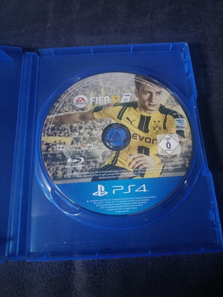 FIFA 17 PS4 - Losse disc in hoesje, Gebruikt, Ophalen of Verzenden, Eén computer, Sport