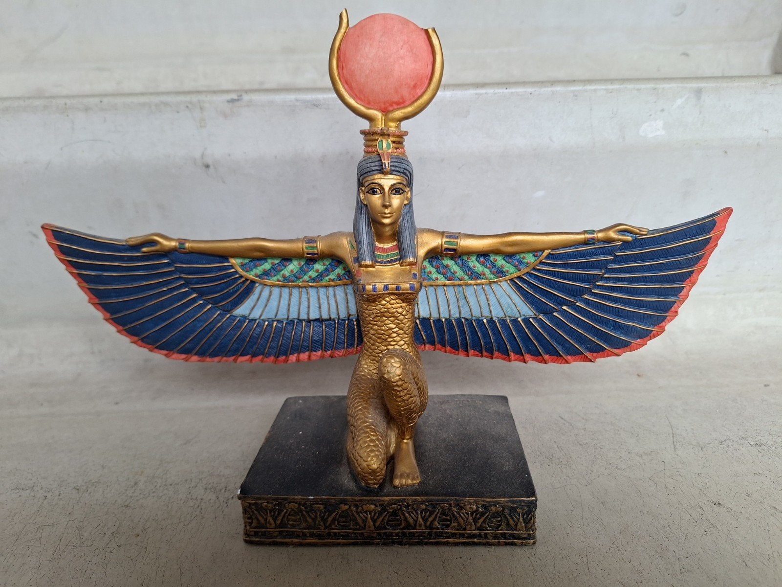 Egyptische Godin Isis Beeld - Gevleugelde Isis Sculptuur, Antiek en Kunst, Ophalen of Verzenden