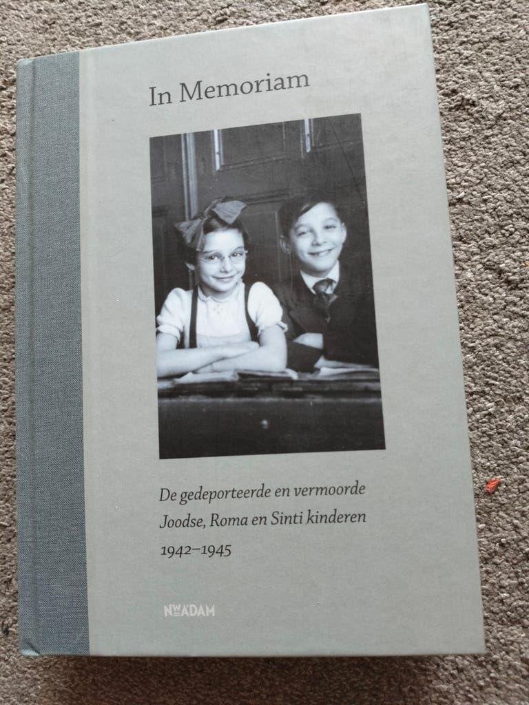 In Memoriam  Guus Luijters, Tweede Wereldoorlog, Guus Luijters, Ophalen of Verzenden, Zo goed als nieuw