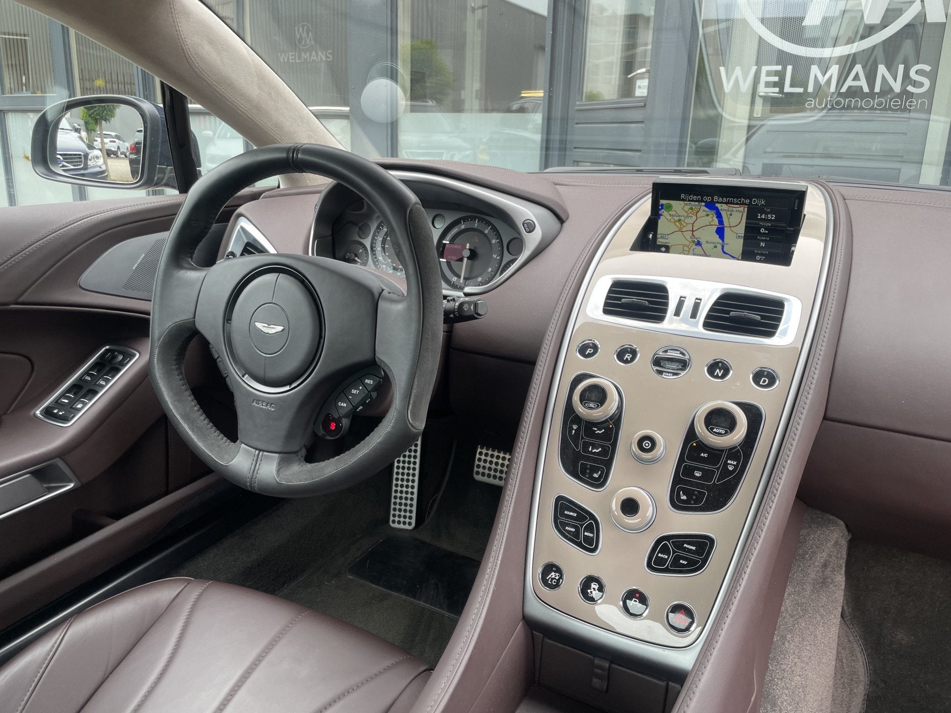 Aston Martin Vanquish 6.0 V12 Touchtronic Originele Zwitser, Auto's, Aston Martin, Automaat, Dealer onderhouden, Achterwielaandrijving