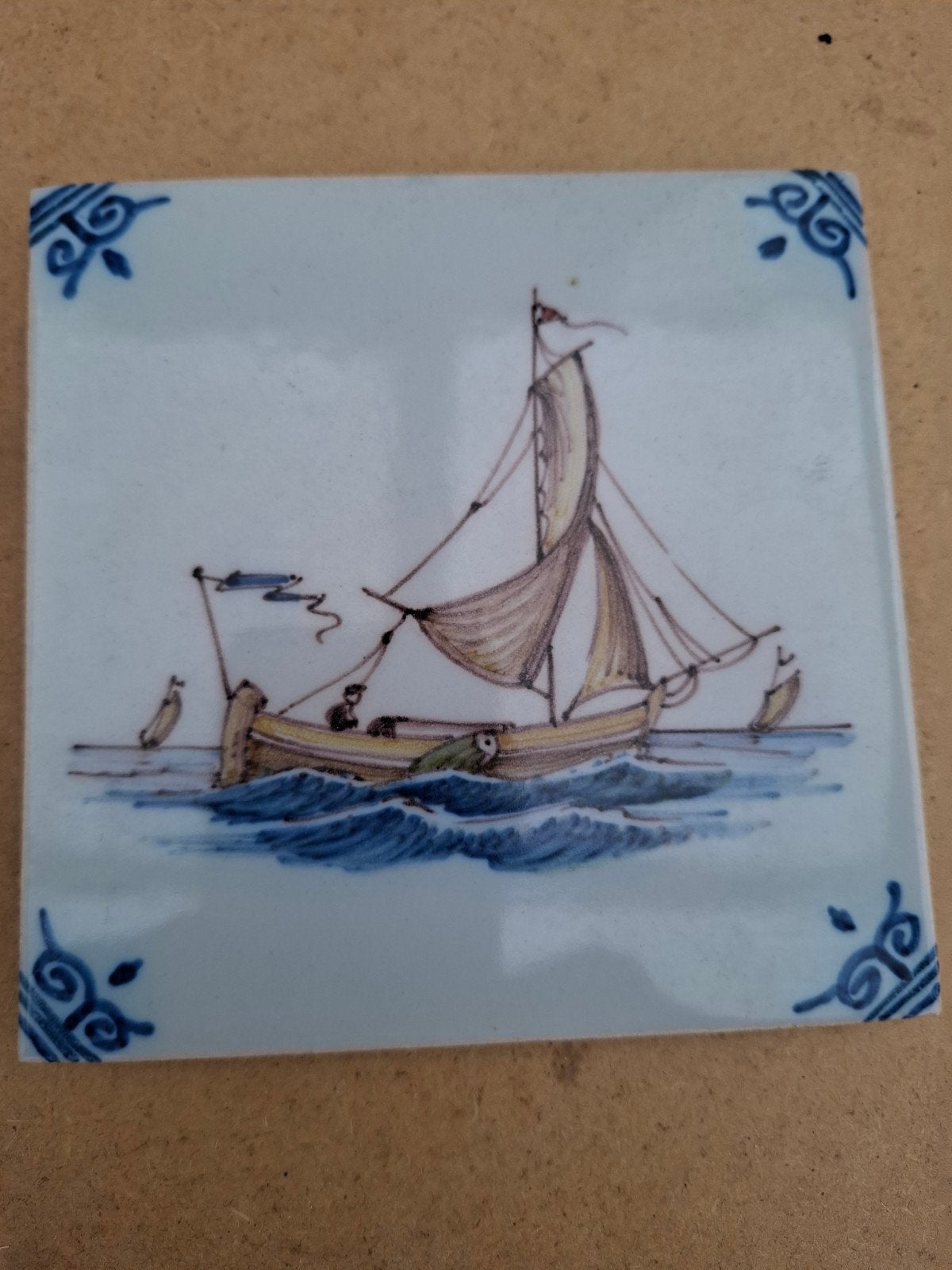 Tegel Koninklijke Tichelaar Makkum - Zeilschip, Ophalen of Verzenden