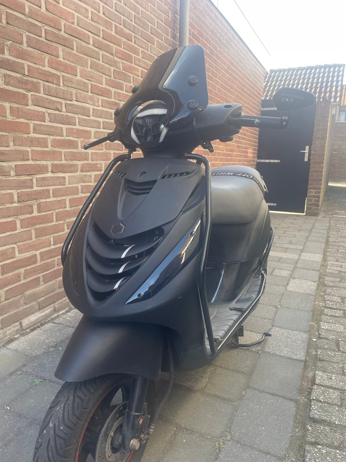 Piaggio Zip 2023 Mat Zwart, Ophalen, Piaggio, Gebruikt, Benzine