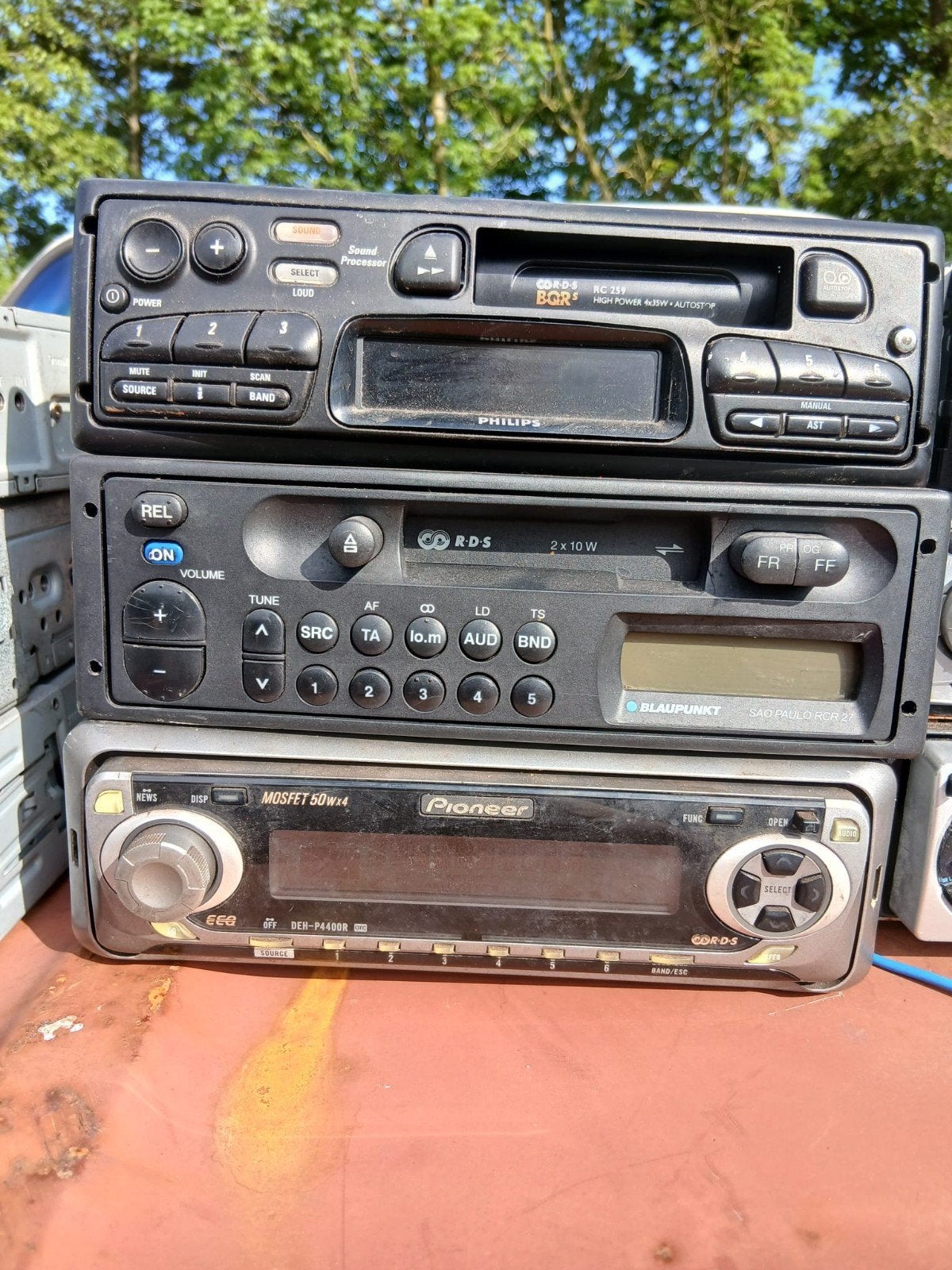 Partij auto audio radio's, Ophalen