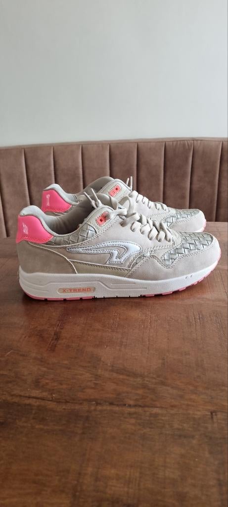 X-Trend Sneakers - Beige met Roze, Beige, Ophalen of Verzenden, X-Trend, Sneakers of Gympen