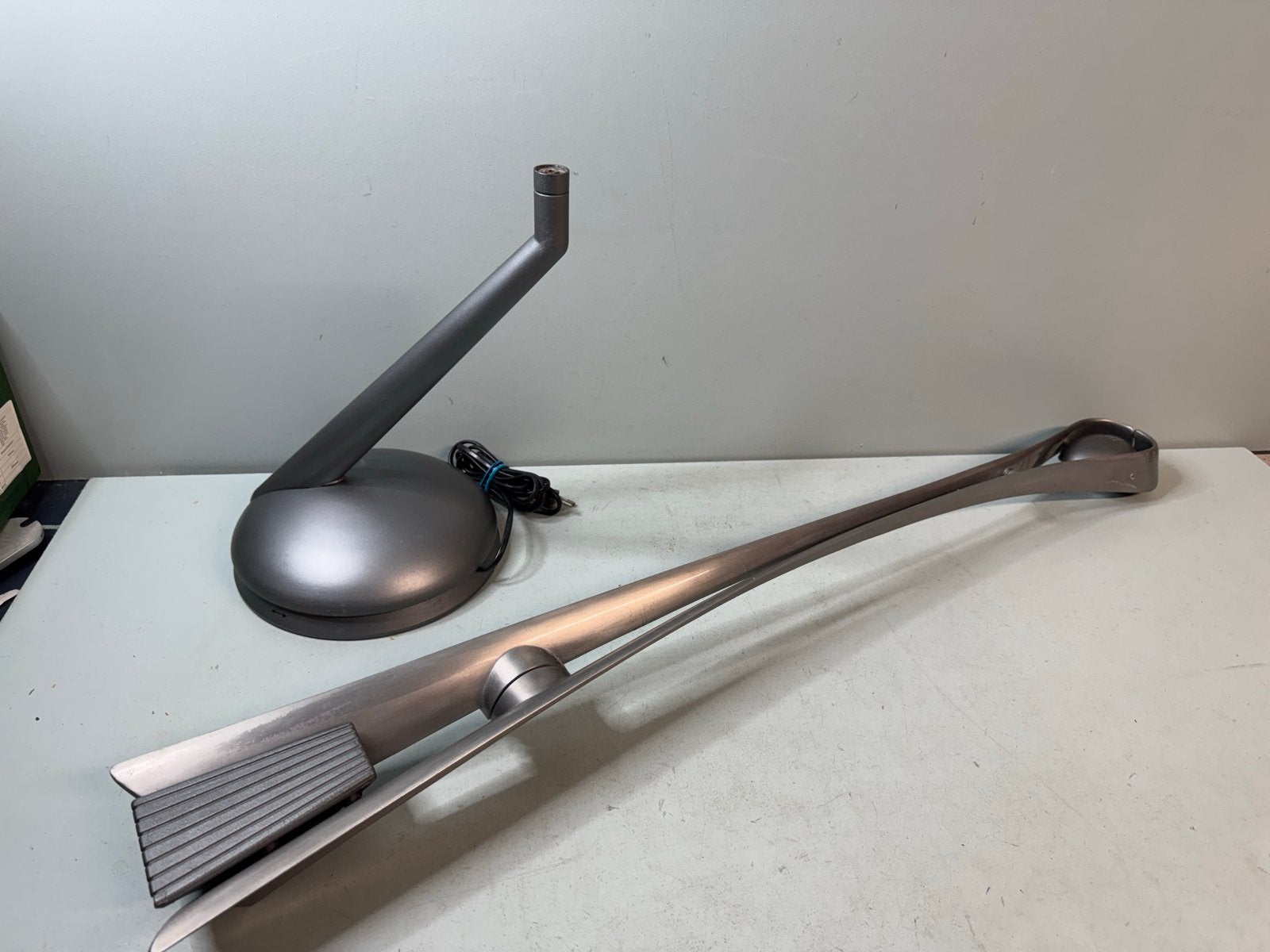 Volavia Lamp van Paolo Deganello (Ycami, Italië) - Defect, Bureaulamp, Overige merken, ?, Overige fittingen