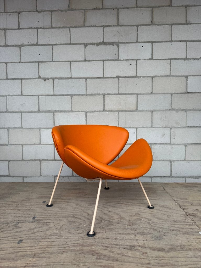 Artifort Orange Slice Junior, Huis en Inrichting, Fauteuils, Gebruikt, Leer, Metaal, 50 tot 75 cm, Minder dan 75 cm, Ophalen