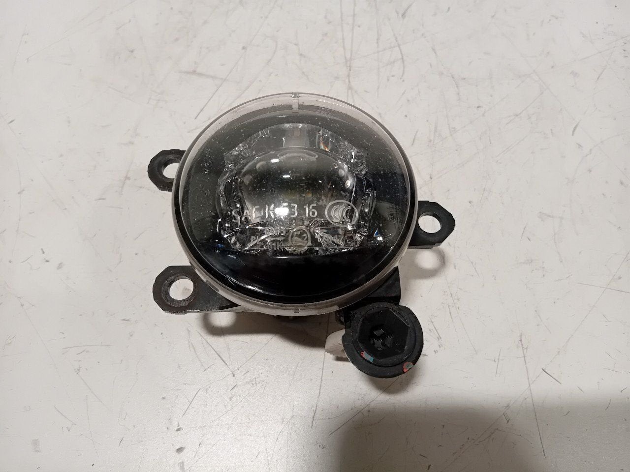 Mistlamp rechts Ford Focus, Auto-onderdelen, Onderdelen@venauto.nl, Van der Ven Autorecycling B.V., Gebruikt, Ettenseweg 76, 4706 PB Roosendaal, The Netherlands