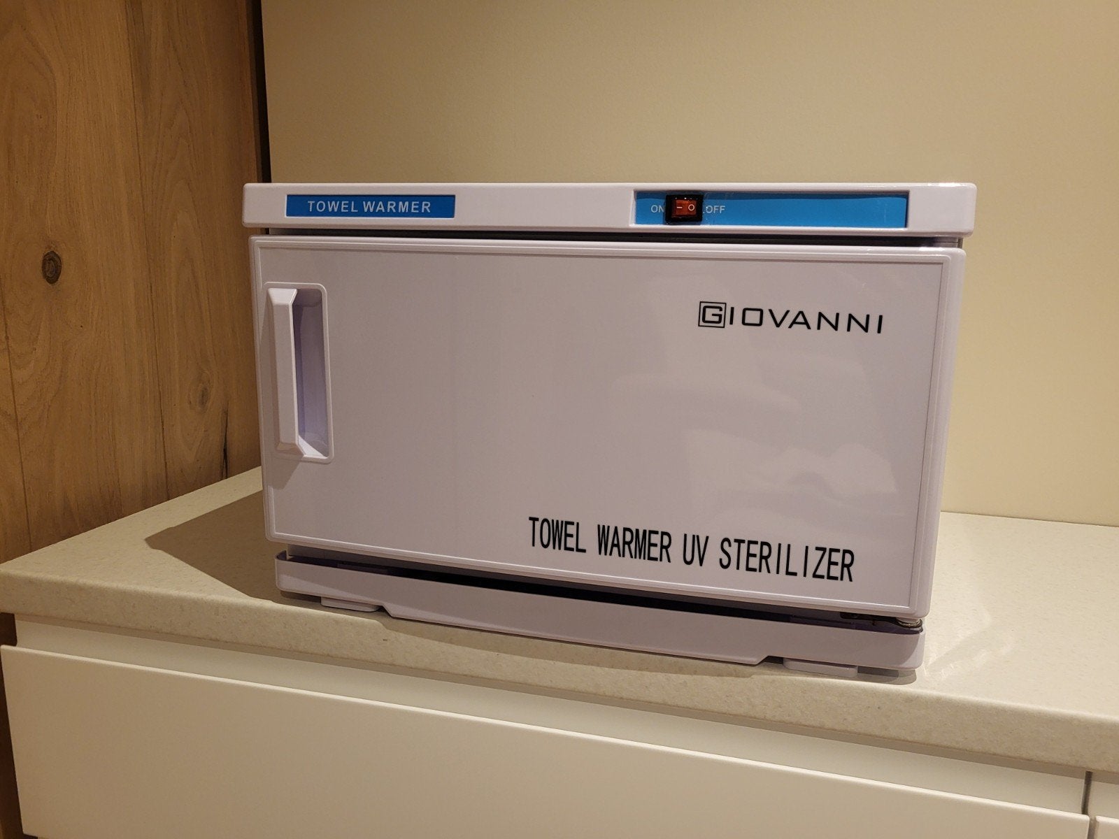 Giovanni Handdoekverwarmer met UV-C Sterilisator - 16L, Ophalen, Zo goed als nieuw, Hand- en Voetverzorging