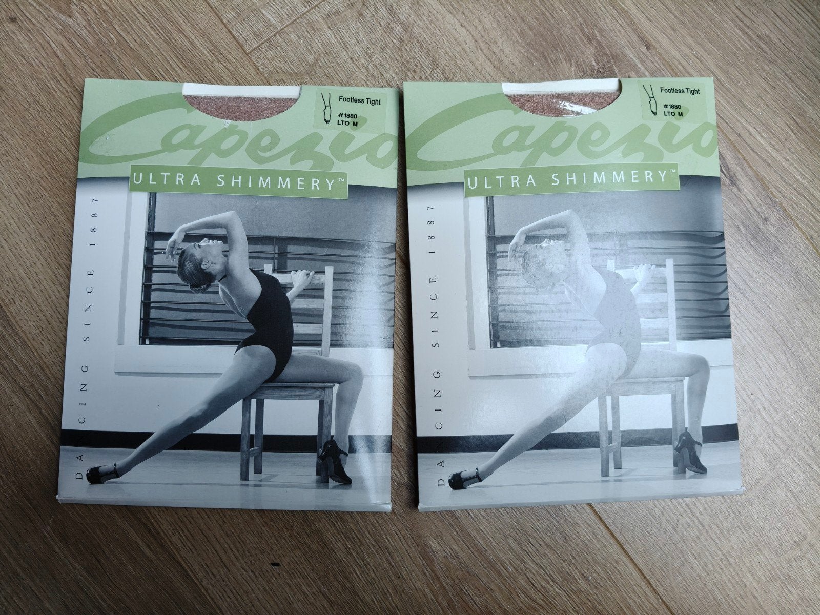 Capezio 1880 Ultra Shimmery Footless Panty Light Toast s, Ophalen of Verzenden, Nieuw, Kleding