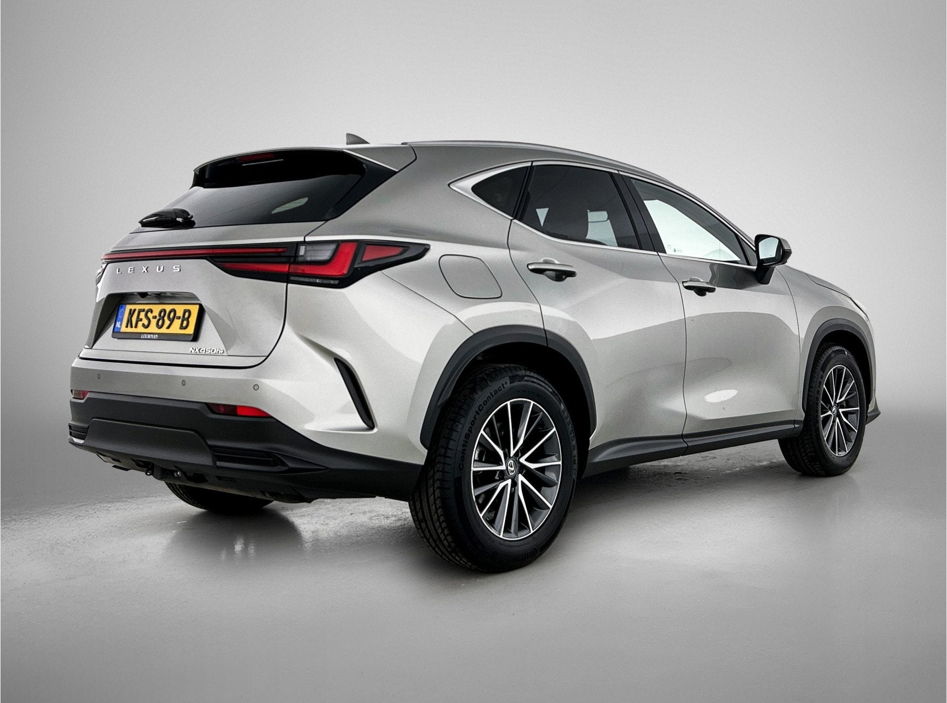 Lexus NX 450h+ AWD Luxury Line | BTW voertuig | 360 Camera |, Auto's, Lexus, Automaat, 12 maanden, Gebruikt, Euro 6