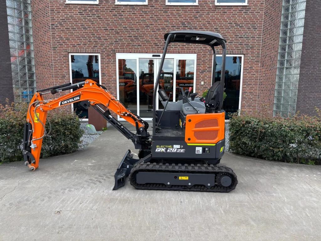 Develon DX20ZE (bj 2024), Graafmachine