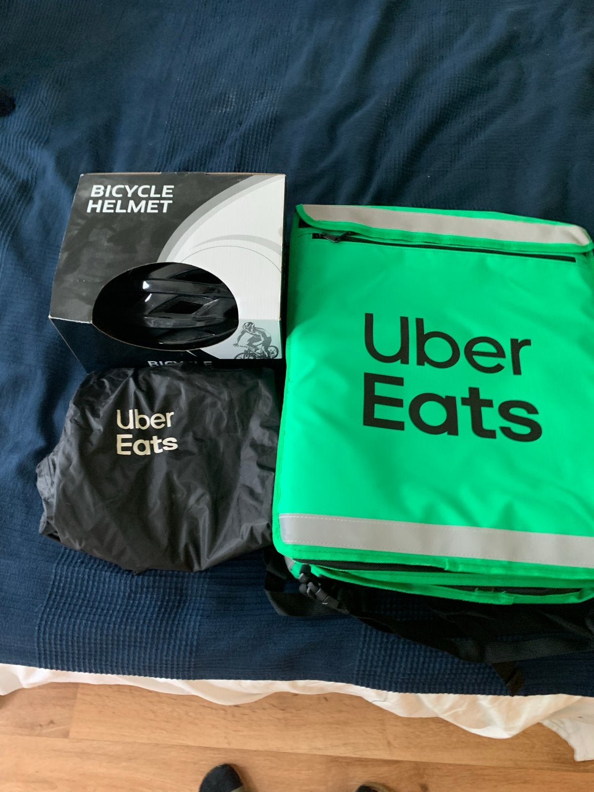 Uber Eats bezorgtas en fietshelm - Nieuw, Ophalen, Nieuw, Overige maten, Heer of Dame