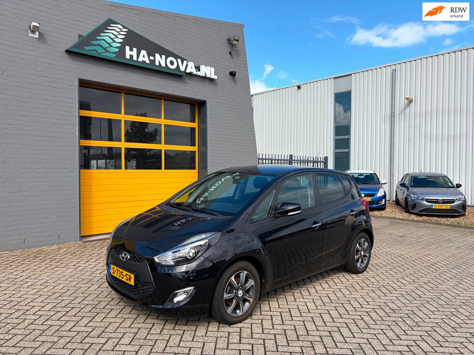 Hyundai Ix20 1.6i Go!, Auto's, Voorwielaandrijving, Gebruikt, 4 cilinders, Zwart