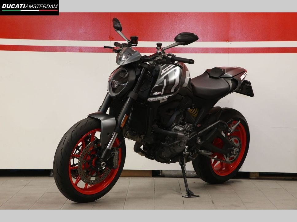 DUCATI Monster + 937 (bj 2022) 26.028 km, Motoren, DUCATI, 2 cilinders, 468 cc, Motorrijbewijs A