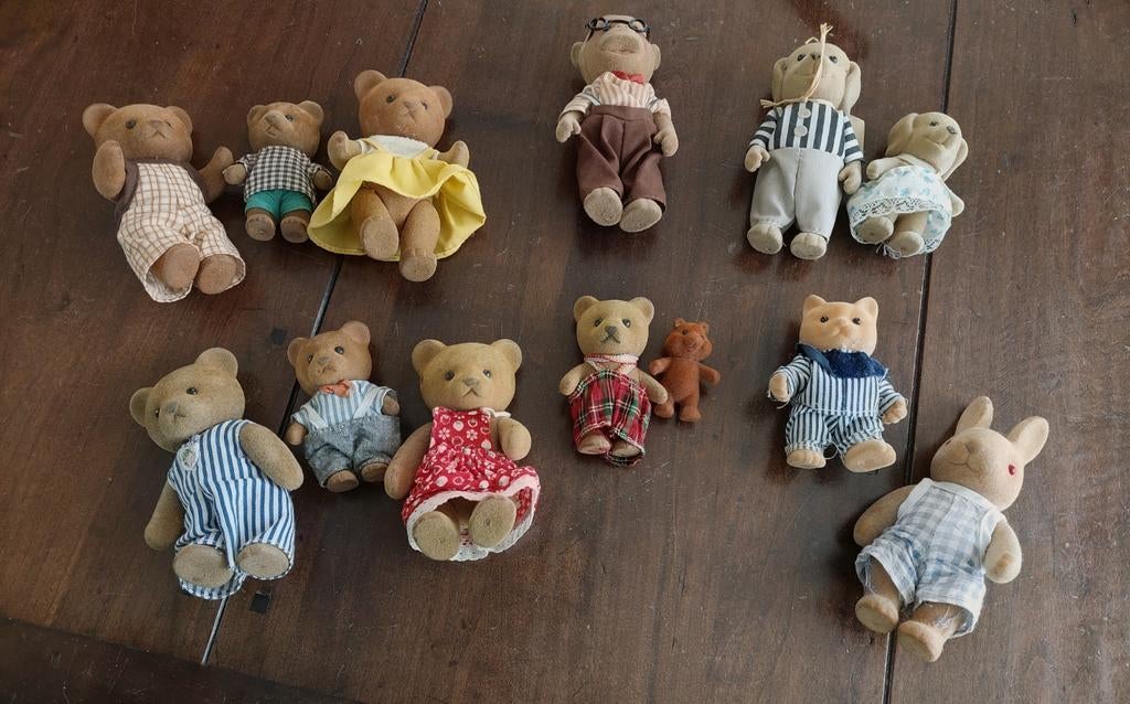 Sylvanian beertjes, hondjes, konijn,poes en aapje., Ophalen of Verzenden, Zo goed als nieuw