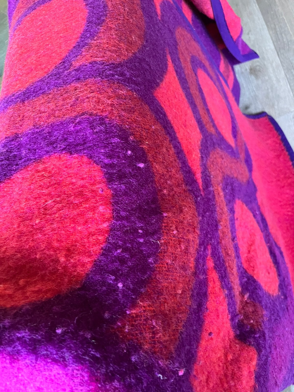 Supertoffe paars roze vintage wollen deken van Tetem, Huis en Inrichting, Ophalen of Verzenden, Gebruikt