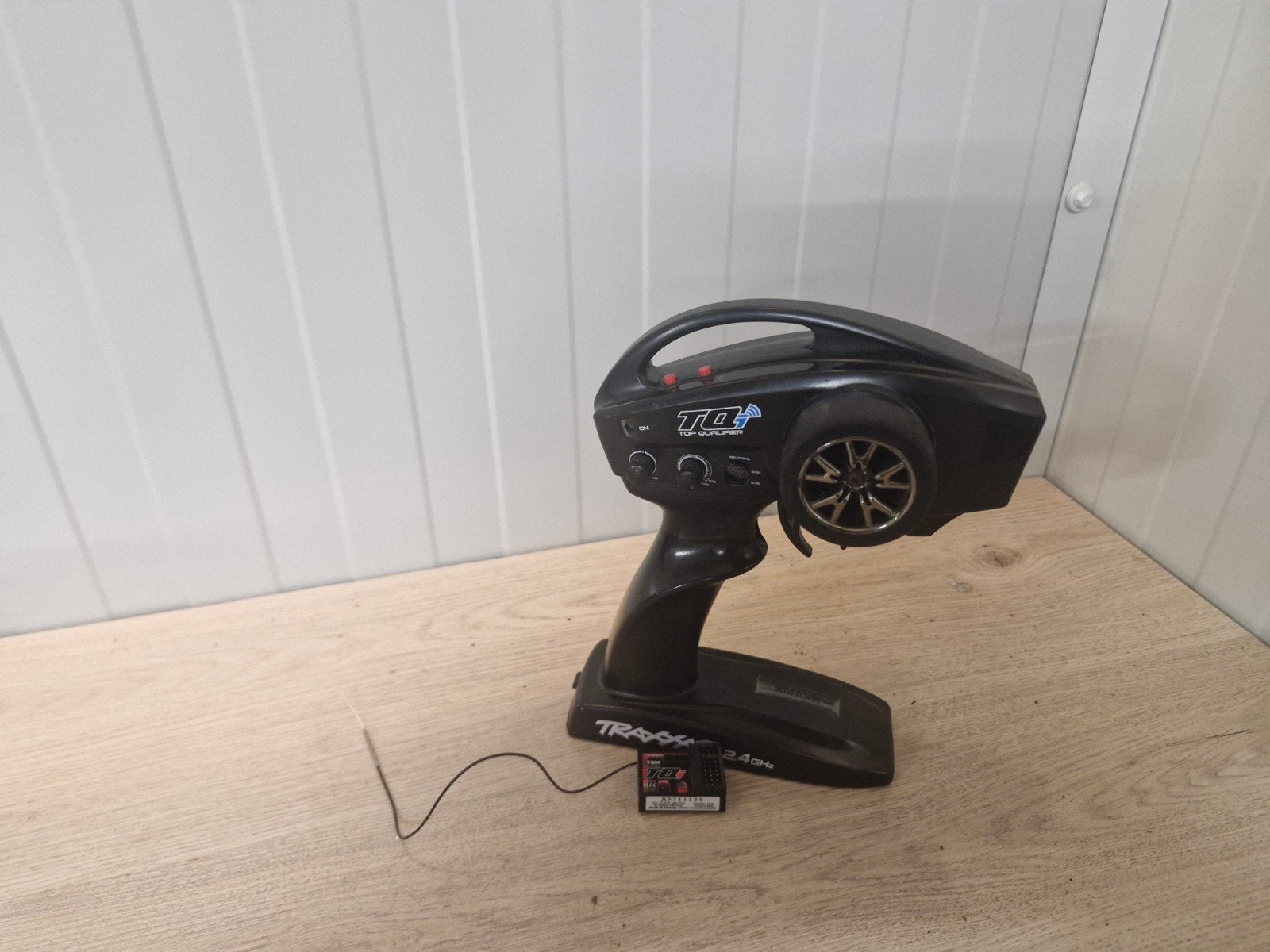 Traxxas zender met ontvanger, Hobby en Vrije tijd, Ophalen of Verzenden, Overige schalen, Onderdeel