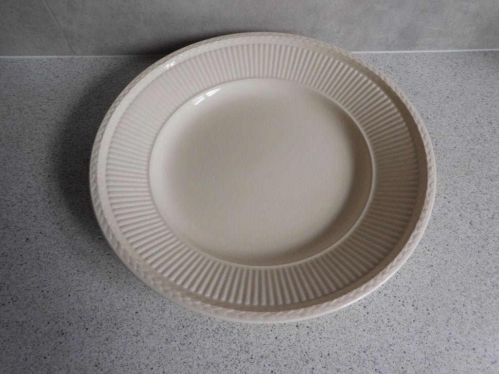 Diep Onderbord 30 cm. Edme Wedgwood, Ophalen of Verzenden, Zo goed als nieuw, Aardewerk, Overige typen
