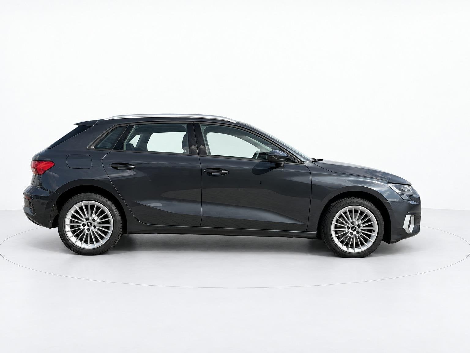 Audi A3 Sportback 40 TFSI e Advanced edition, Stof, Gebruikt, 4 cilinders, 1535 kg