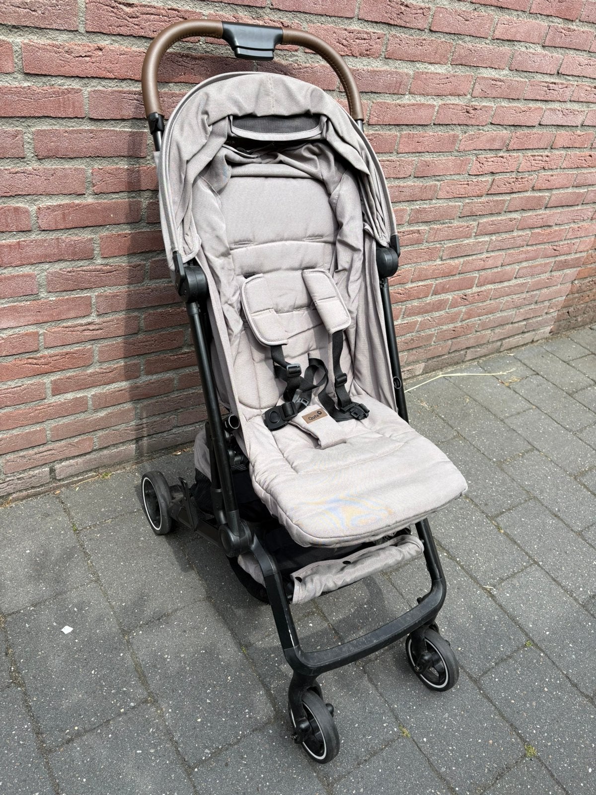 Qute Buggy met regenhoes, Ophalen, Gebruikt, Regenhoes