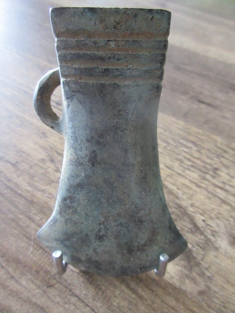 Bronzen bijl, Antiek en Kunst, Verzenden, Brons