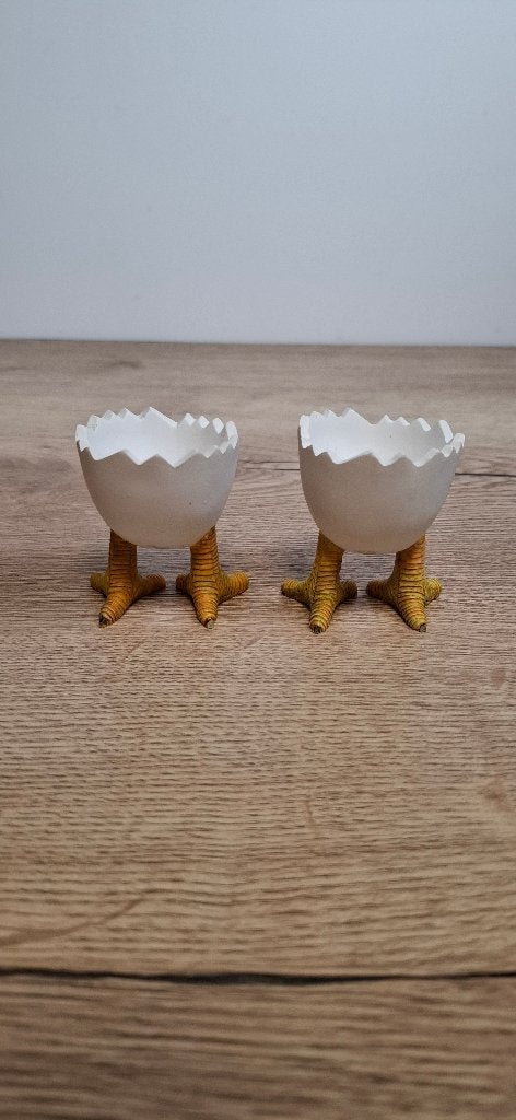 Unieke Eierdopjes Set van 2 Eierschaal op Kippenpootjes, Ophalen of Verzenden