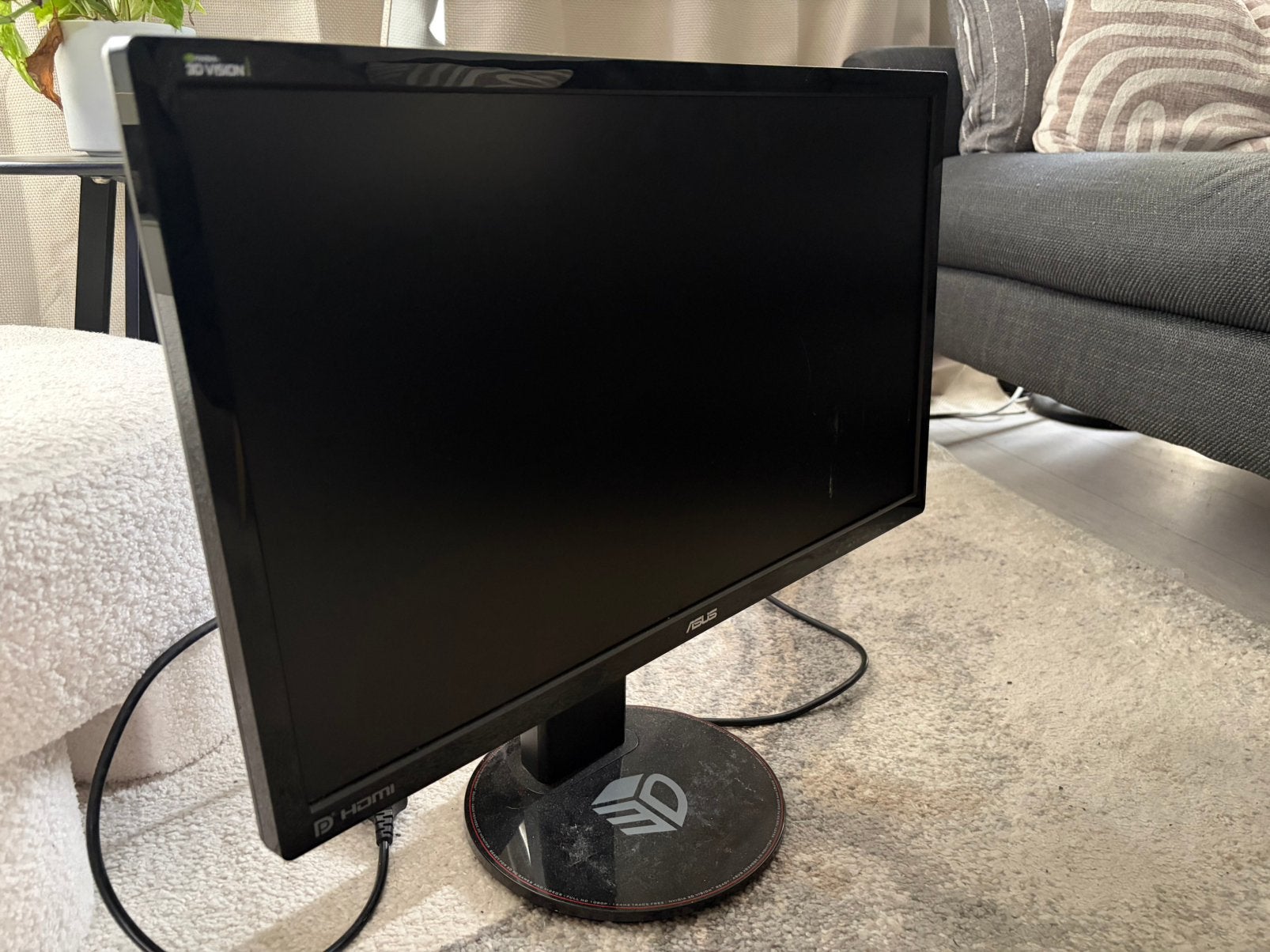 ASUS VG248QE Gaming Monitor, Draaibaar, HDMI, 101 t/m 150 Hz, Full HD