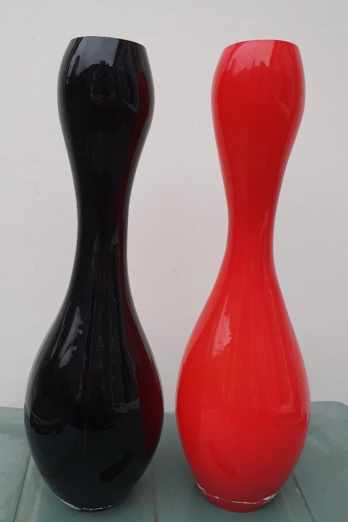 Twee retro vintage vazen vaasjes, Huis en Inrichting, Overige kleuren, Verzenden, Minder dan 50 cm, Glas