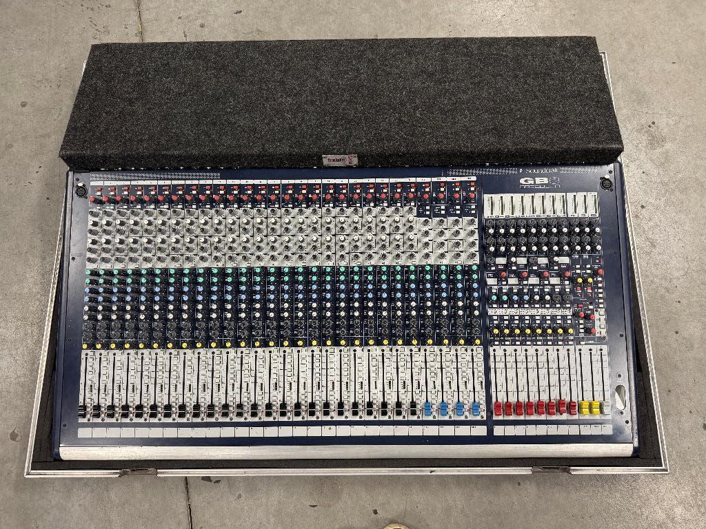 Soundcraft GB8-24 Mengpaneel - 24 Kanalen, Muziek en Instrumenten, Mengpanelen, Gebruikt, 20 kanalen of meer, Ophalen