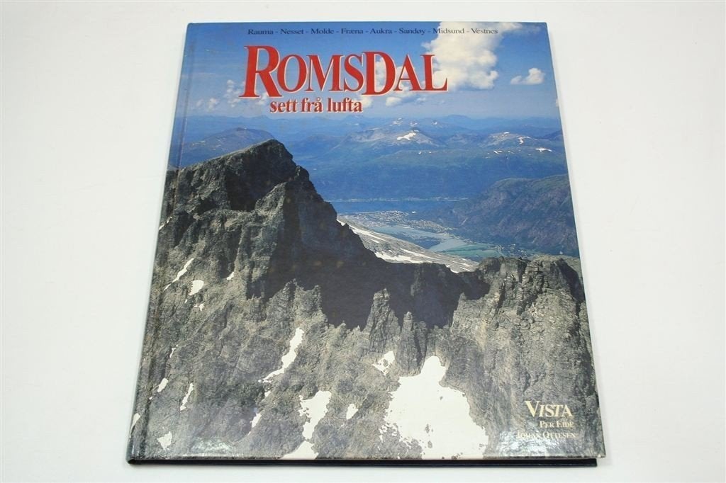 Romsdal Sett frå Lufta — Noorwegen, Luchtfoto\'s, Ophalen of Verzenden, Gelezen