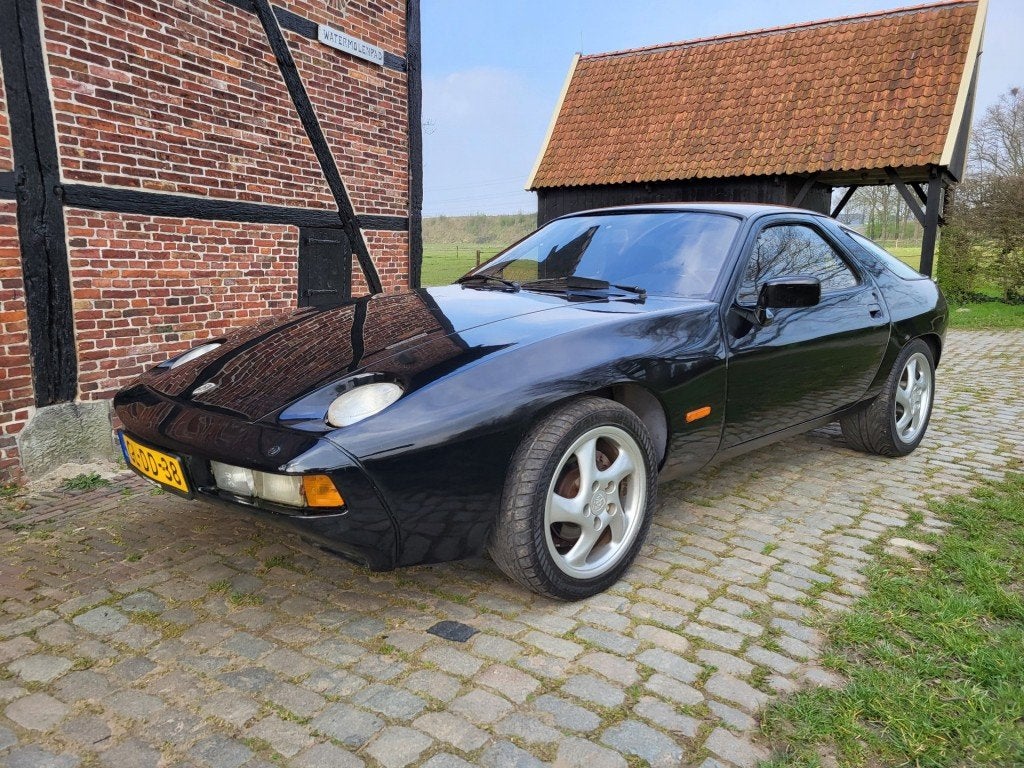 Porsche 928 handgeschakeld, met werk., Gebruikt, 8 cilinders, Zwart, Bedrijf